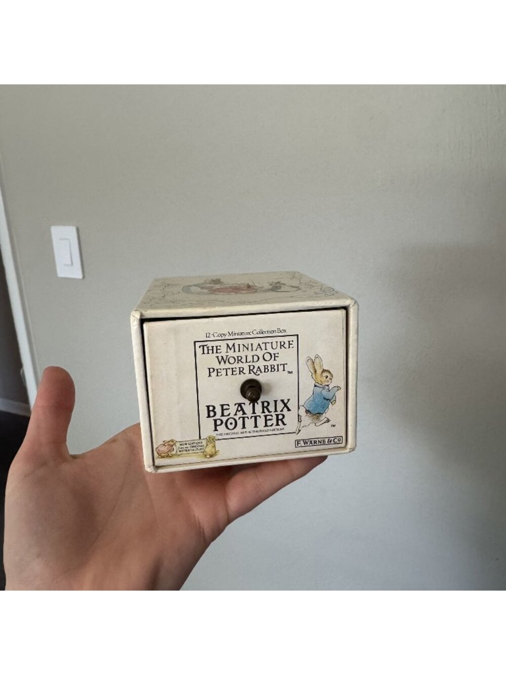 Vintage 1989 Beatrix Potter Miniature World of Peter Rabbit 12 Book Set Box Draw